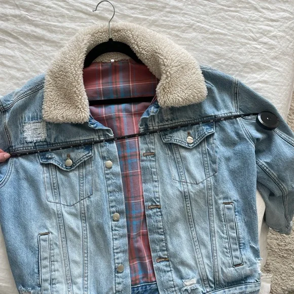 Free People Light Blue Jean Jacket with Cream Collar - Picture 7 of 7